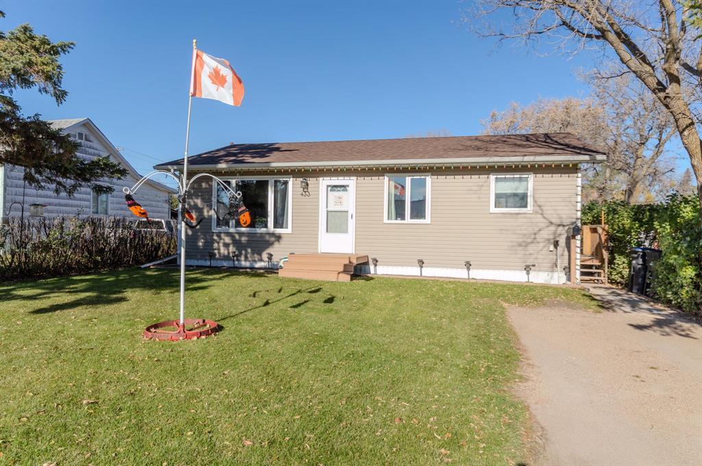 For sale: 433 4th Avenue, Rivers, Manitoba R0K1X0 - 202626042 | REALTOR.ca