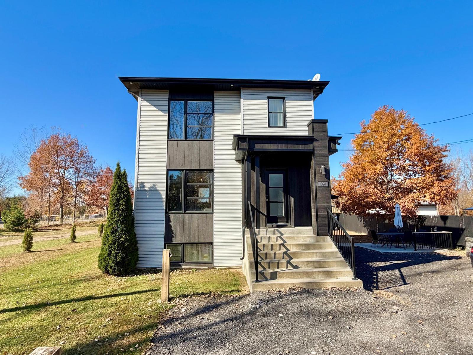 1024Z-1024AZ Côte St-Jean — photo 1