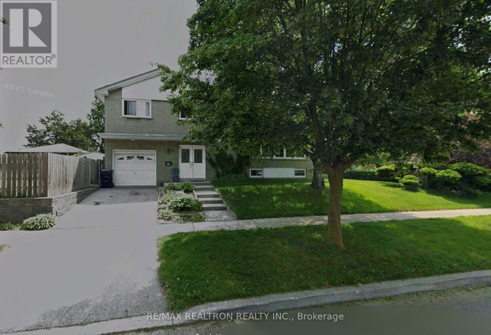 For rent: BASEMENT - 1 BAINHART CRESCENT, Toronto (Woburn), Ontario ...